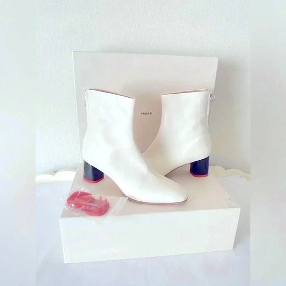 aeydē Germany Florence Block Heel Boot in Creamy White Nappa Leather Size 8 - Picture 2 of 8